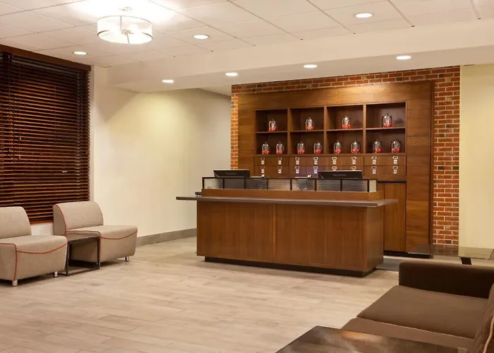 Four Points By Sheraton Cleveland Airport