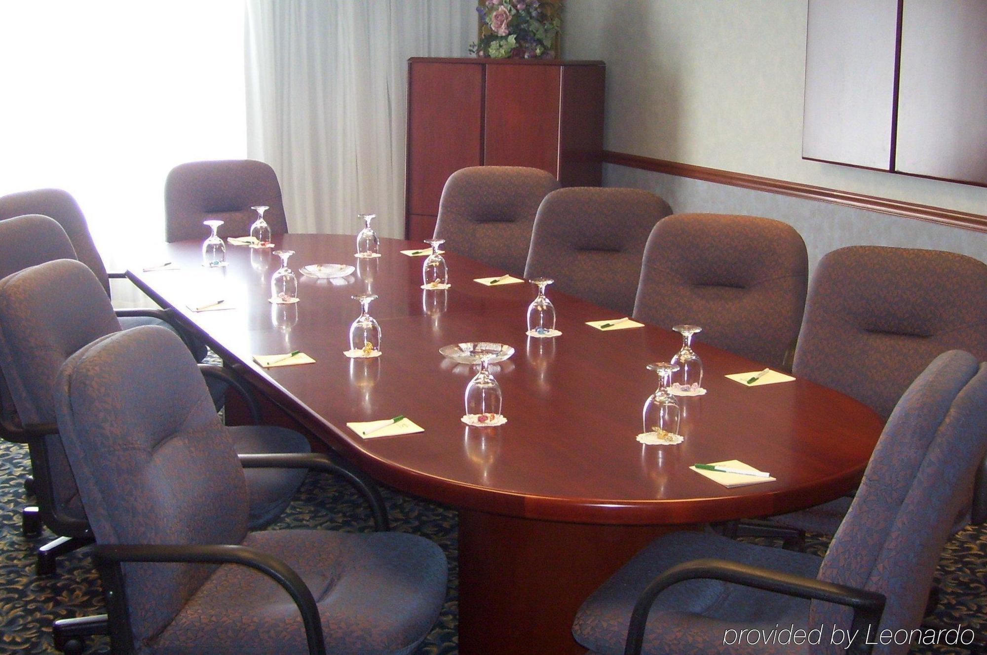 Four Points By Sheraton Airport 3* Cleveland