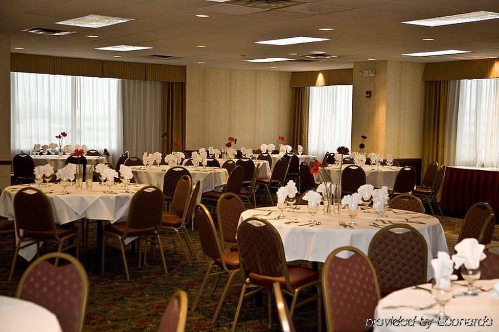 Four Points By Sheraton Airport Hotel Cleveland